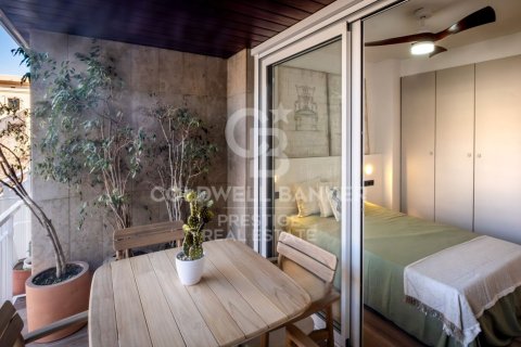 Apartamento de 3 dormitorios en venta en Barcelona, Cataluña, Spain № 5542 - foto 13