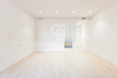 4 bedrooms apartment for sale in Barcelona, Catalonia, Spain № 5545 - photo 9