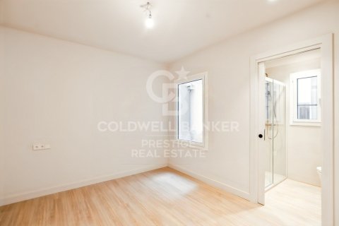 4 bedrooms apartment for sale in Barcelona, Catalonia, Spain № 5545 - photo 6