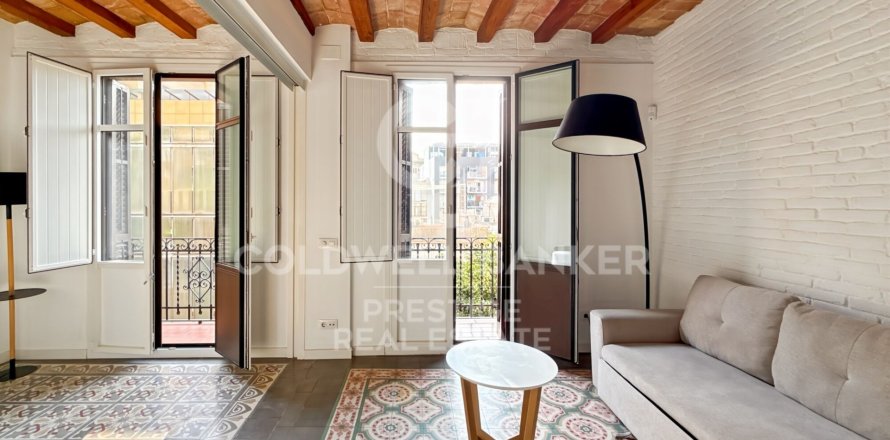 1 bedroom apartment for sale in Barcelona, Catalonia, Spain № 5543
