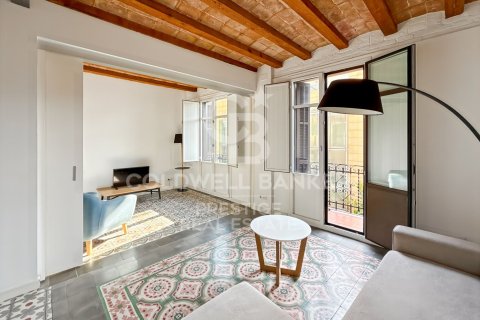 1 bedroom apartment for sale in Barcelona, Catalonia, Spain № 5543 - photo 2