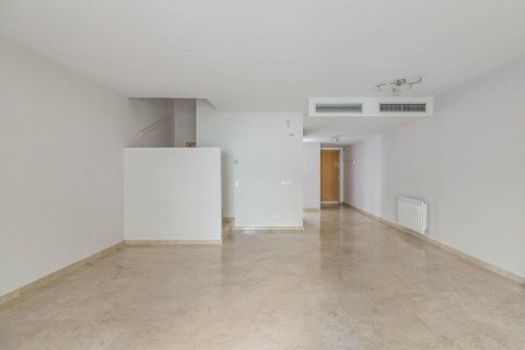 Купить дуплекс в Барселона, Испания с 3 спальни, 273м², № 1227 - фото 27