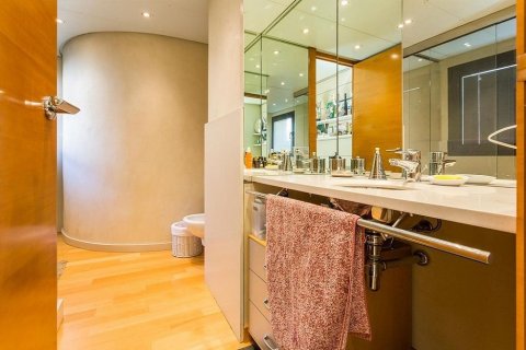 5 chambres villa à vendre à Barcelona, Catalonia, Spain № 1224 - photo 25