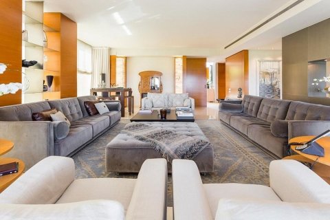 5 chambres villa à vendre à Barcelona, Catalonia, Spain № 1224 - photo 7