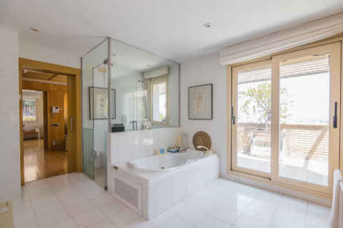 Купить виллу в Барселона, Испания с 6 спален, 686м², № 1223 - фото 21