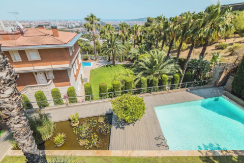 Купить виллу в Барселона, Испания с 6 спален, 686м², № 1223 - фото 4