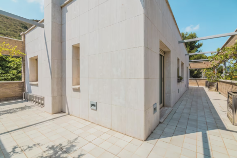 Купить виллу в Барселона, Испания с 6 спален, 686м², № 1223 - фото 7