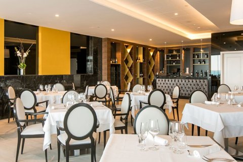 238 m² commercial property à vendre à Eixample, Barcelona, Catalonia, Spain № 1226 - photo 2