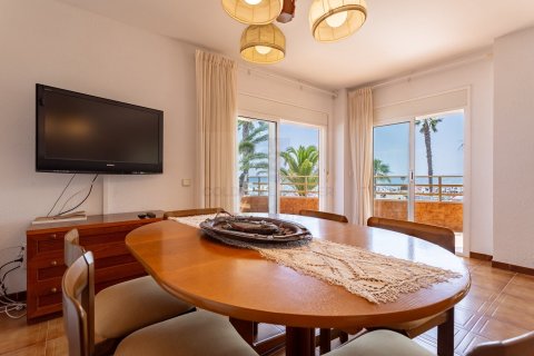 3 bedrooms apartment for sale in Cambrils, Tarragona, Catalonia, Spain № 5642 - photo 3