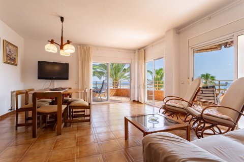 3 bedrooms apartment for sale in Cambrils, Tarragona, Catalonia, Spain № 5642 - photo 5