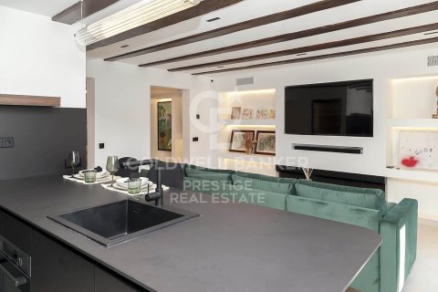 Купить квартиру в Барселона, Испания с 2 спальни, 103м², № 5639 - фото 17