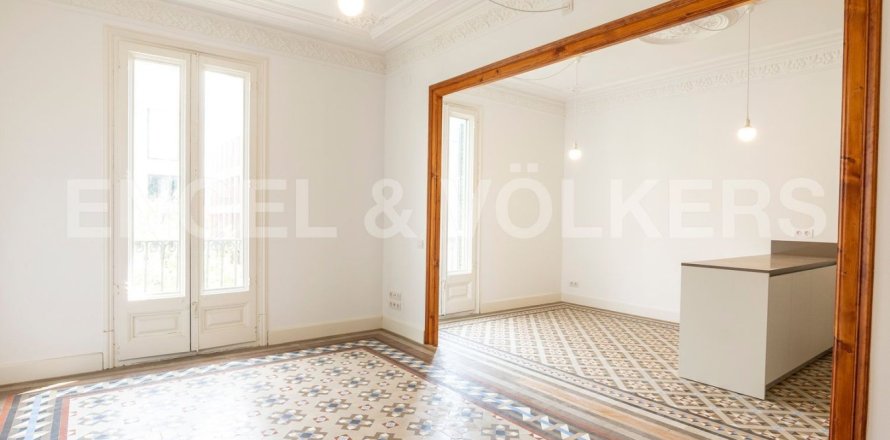 Квартира с 1 спальней в Эшампле, Барселона, Каталония, Испания № 2589