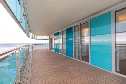 Apartamento de 3 dormitorios en venta en Barcelona, Cataluña, Spain № 1723 - foto 5