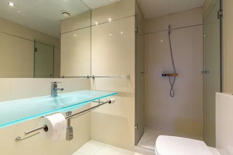 Apartamento de 3 dormitorios en venta en Barcelona, Cataluña, Spain № 1723 - foto 20