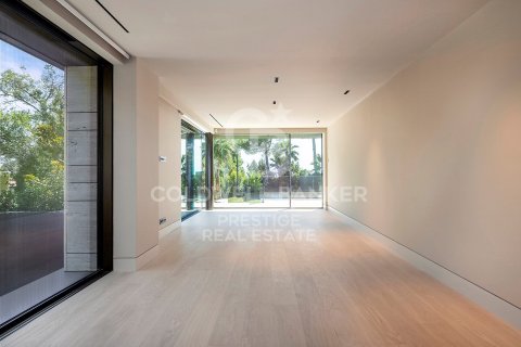 6 bedrooms villa for sale in Barcelona, Catalonia, Spain № 6032 - photo 19
