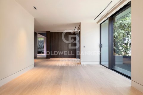 6 bedrooms villa for sale in Barcelona, Catalonia, Spain № 6032 - photo 18