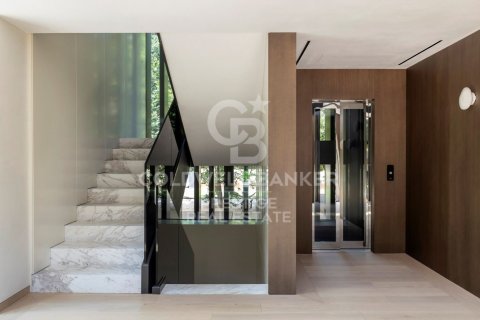 6 bedrooms house for sale in Barcelona, Catalonia, Spain № 6033 - photo 11