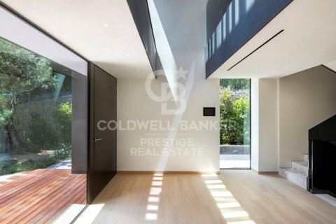 6 bedrooms house for sale in Barcelona, Catalonia, Spain № 6033 - photo 8