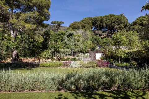 6 bedrooms house for sale in Barcelona, Catalonia, Spain № 6033 - photo 13