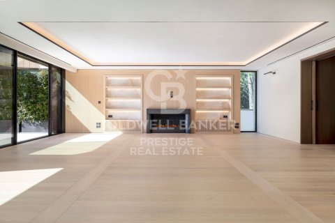 6 bedrooms house for sale in Barcelona, Catalonia, Spain № 6033 - photo 5