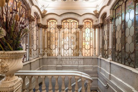 5 bedrooms apartment for sale in Barcelona, Catalonia, Spain № 6034 - photo 9