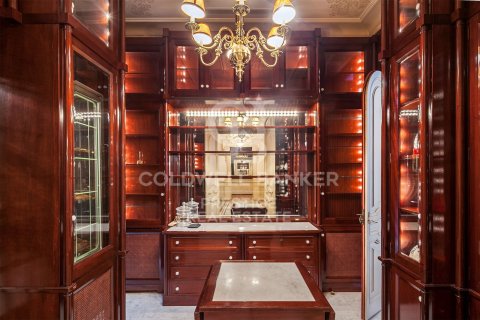 5 bedrooms apartment for sale in Barcelona, Catalonia, Spain № 6034 - photo 12