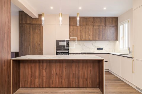 4 bedrooms apartment for sale in Barcelona, Catalonia, Spain № 4240 - photo 8