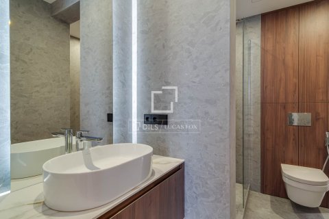 4 bedrooms apartment for sale in Barcelona, Catalonia, Spain № 4240 - photo 16