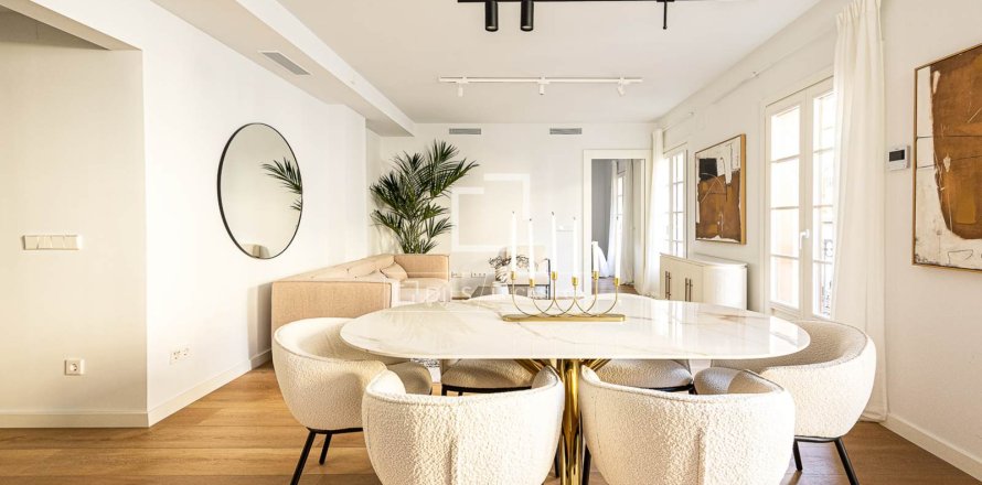 3 chambres apartment à vendre à Barcelona, Catalonia, Spain № 4238