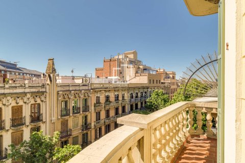 Купить квартиру в Барселона, Испания с 3 спальни, 113м², № 4242 - фото 28