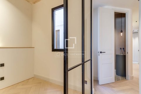 Купить квартиру в Барселона, Испания с 3 спальни, 113м², № 4242 - фото 8