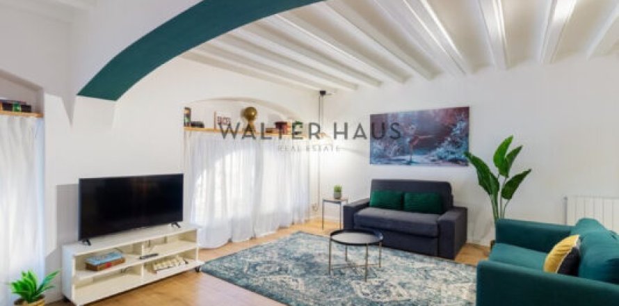 Дом с 2 спальнями в Старый городе, Барселона, Каталония, Испания № 2224