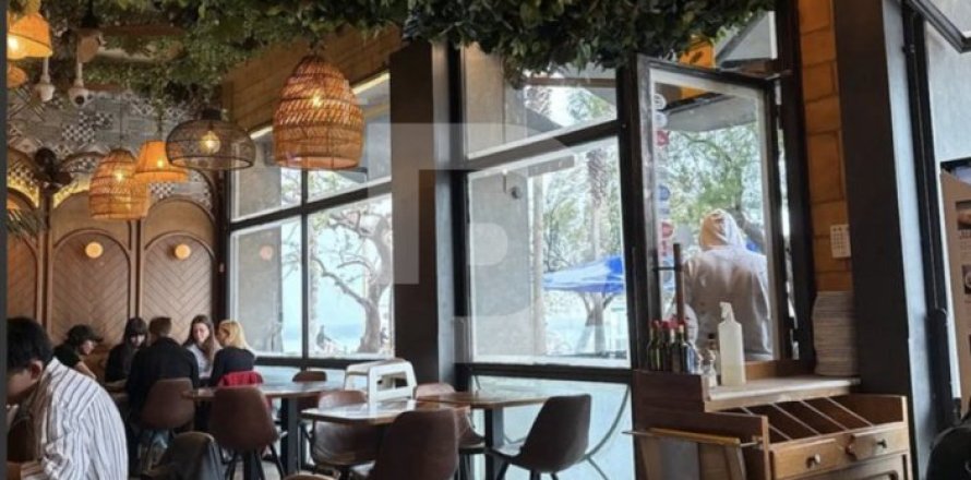 100 sq.m. cafe / restaurant for sale in Ciutat Vella, Barcelona, Catalonia, Spain № 4563