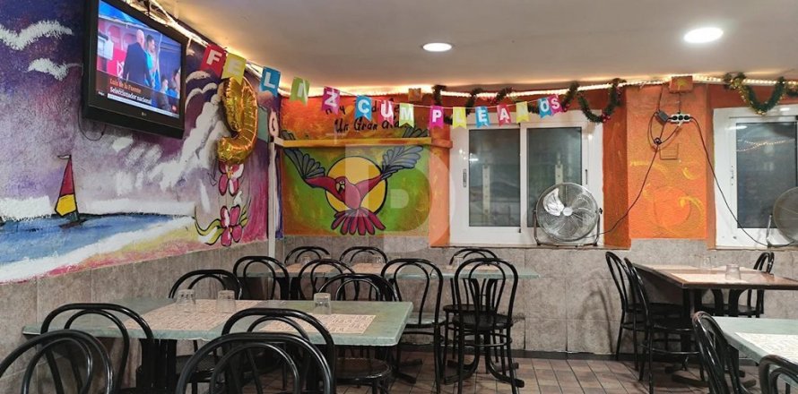 Коммерческая недвижимость 160м² в Старый городе, Барселона, Каталония, Испания № 4557