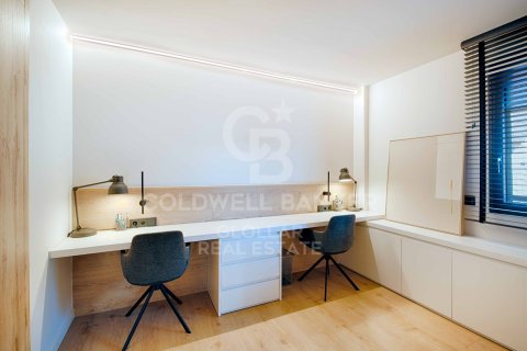 Купить квартиру в Герона, Испания с 3 спальни, 131м², № 7793 - фото 16