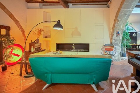 120 sq.m. commercial property for sale in Barcelona, Catalonia, Spain № 4703 - photo 8