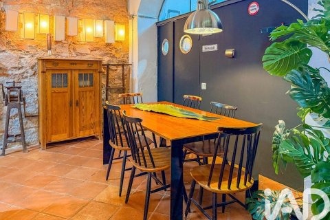 120 sq.m. commercial property for sale in Barcelona, Catalonia, Spain № 4703 - photo 18