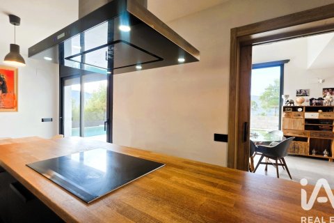 Купить дом в Сан-Фост-де-Кампсентеллес, Испания с 5 спален, 276м², № 4701 - фото 12