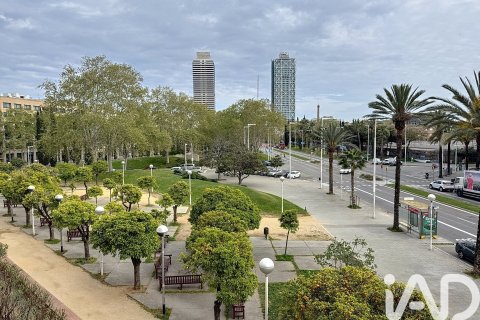 3 bedrooms apartment for sale in Barcelona, Catalonia, Spain № 4705