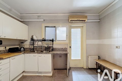 Купить квартиру в Барселона, Испания с 3 спальни, 135м², № 4705 - фото 10