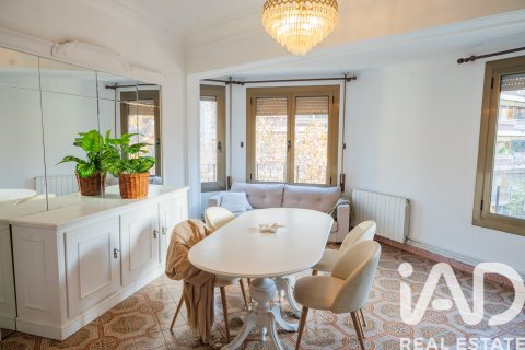 4 bedrooms apartment for sale in Barcelona, Catalonia, Spain № 4707 - photo 23