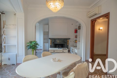 4 bedrooms apartment for sale in Barcelona, Catalonia, Spain № 4707 - photo 2