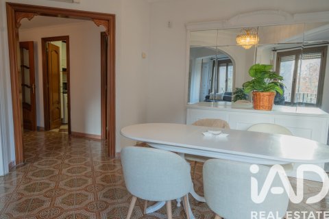 4 bedrooms apartment for sale in Barcelona, Catalonia, Spain № 4707 - photo 13