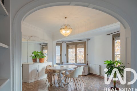 4 bedrooms apartment for sale in Barcelona, Catalonia, Spain № 4707 - photo 5
