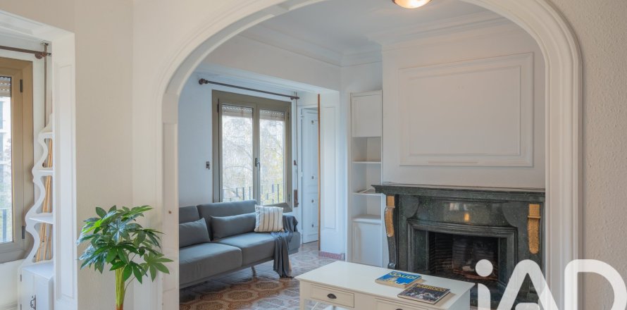 4 bedrooms apartment for sale in Barcelona, Catalonia, Spain № 4707