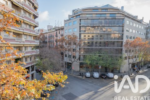 4 bedrooms apartment for sale in Barcelona, Catalonia, Spain № 4707 - photo 27