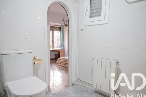 4 bedrooms apartment for sale in Barcelona, Catalonia, Spain № 4707 - photo 26
