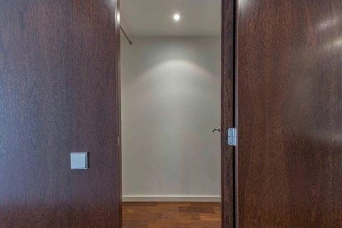 Apartamento de 3 dormitorios en venta en Barcelona, Cataluña, Spain № 1778 - foto 27