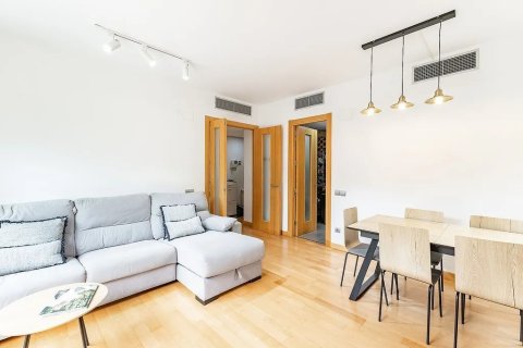 Купить квартиру в Сан-Кугат-дель-Вальес, Испания с 3 комнаты, 68м², № 1777 - фото 5