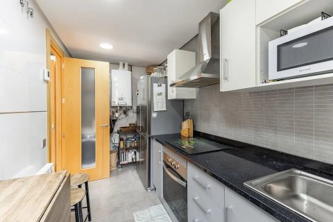 Купить квартиру в Сан-Кугат-дель-Вальес, Испания с 3 комнаты, 68м², № 1777 - фото 11